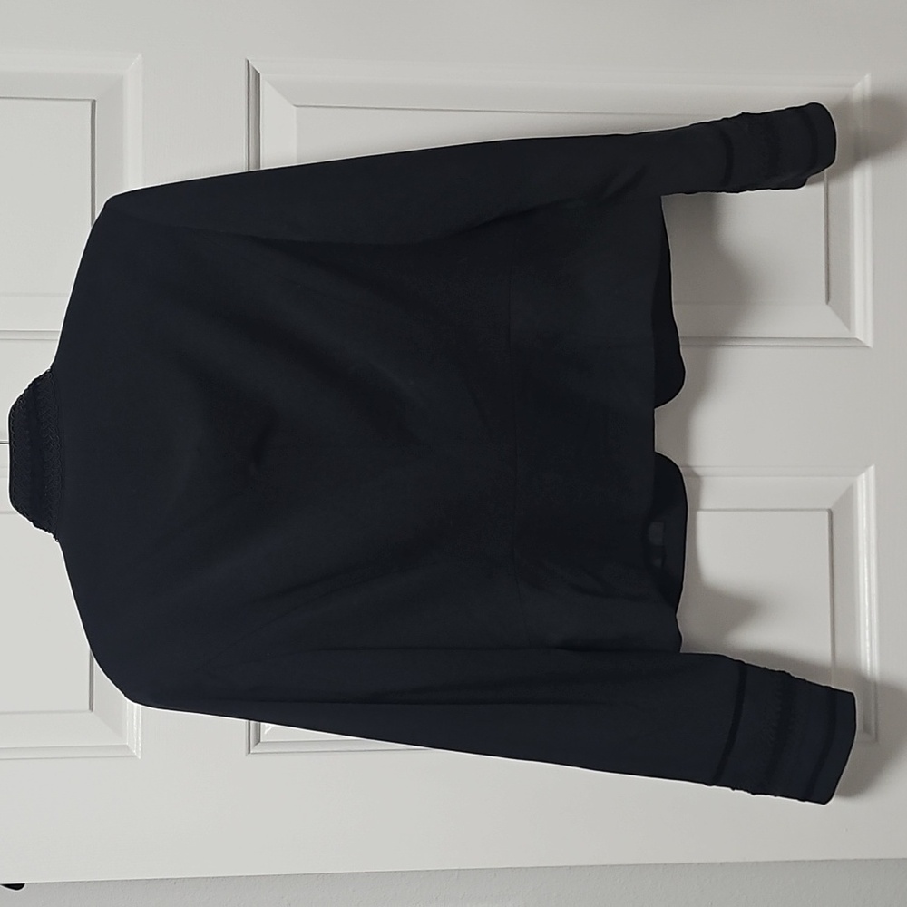 Gorgeous Script Snap Front Jacket With Velvet & R… - image 7